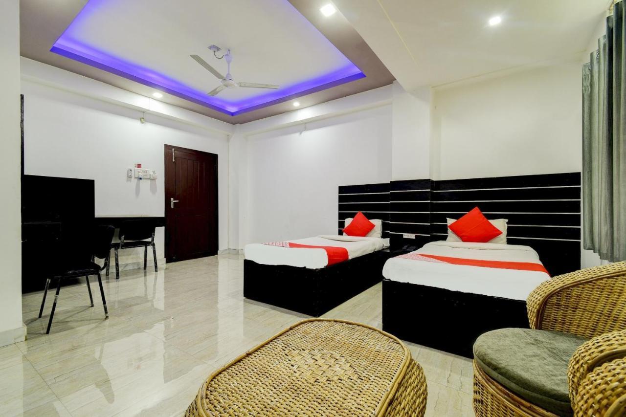 Oyo 80488 Mi Casa Homestay Гувахати Экстерьер фото