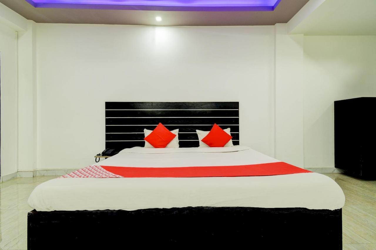 Oyo 80488 Mi Casa Homestay Гувахати Экстерьер фото